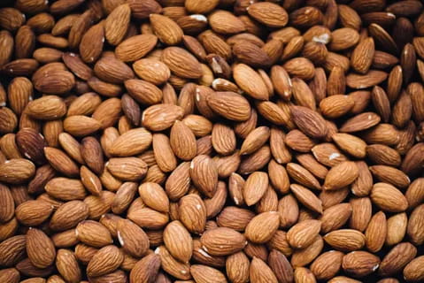 تصویر 1 از خرید بادام درختی کهنه + قیمت عالی باکیفیت